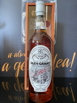 Glen Grant 1959 47 Years Old Single Malt Scotch Whisky 2006 Bottling -40%abv Gordon and MacPhail Bottling