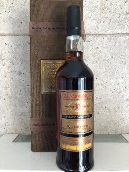 Glenmorangie 30 Years Old 1972/2004 Vintage Oloroso Sherry Cask Finish 44.3%abv -Limited Edition of 4548 bottles